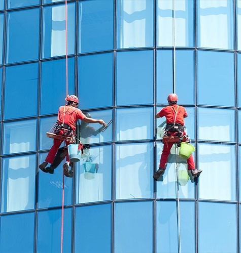 Мытье фасадов промальпинистами в Хабаровске